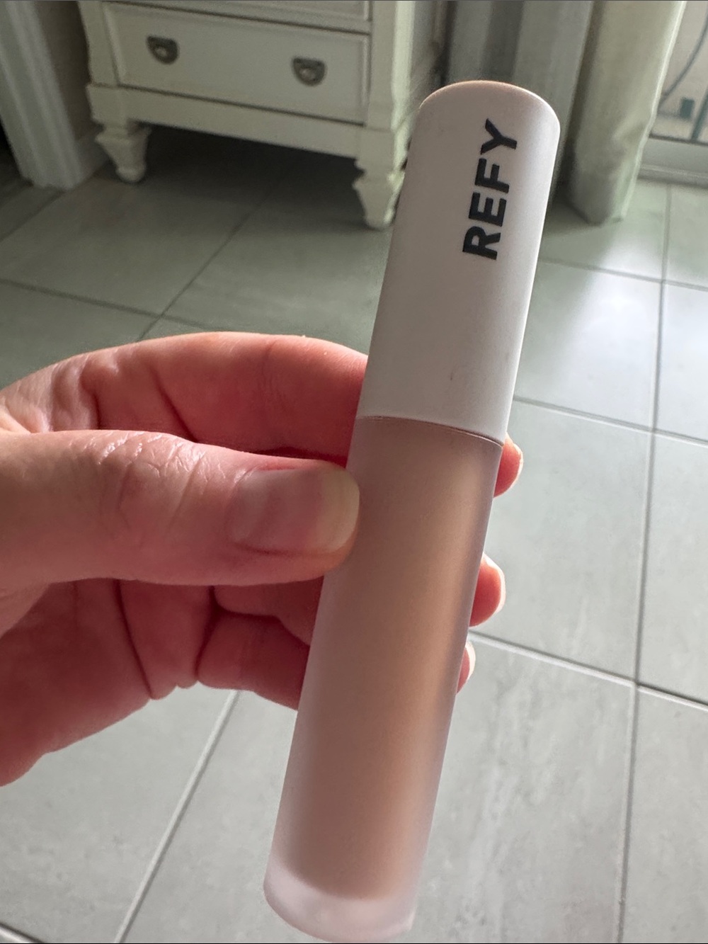 REFY Concealer Tube NWT